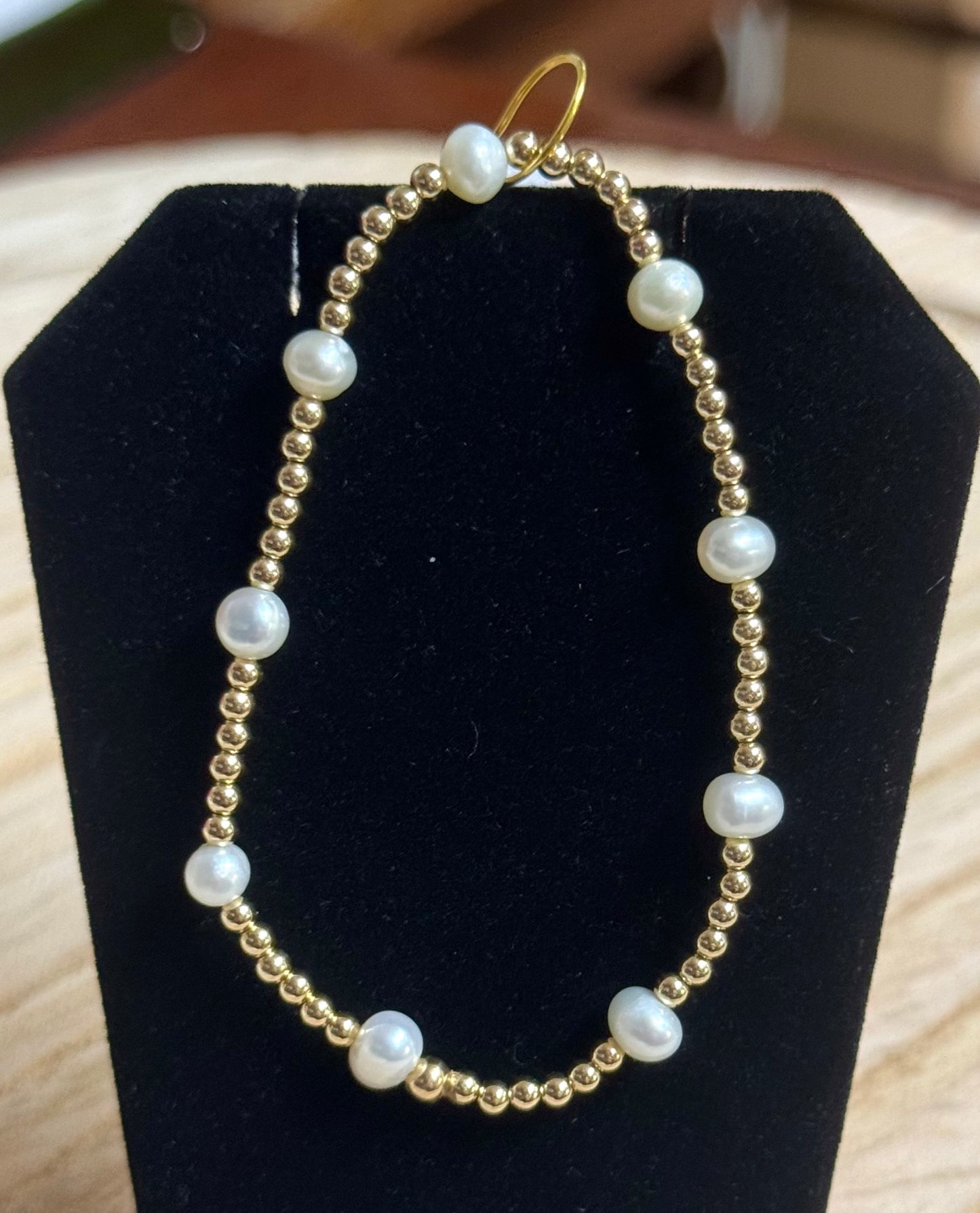 HB Pearl w/Gold Bracelet