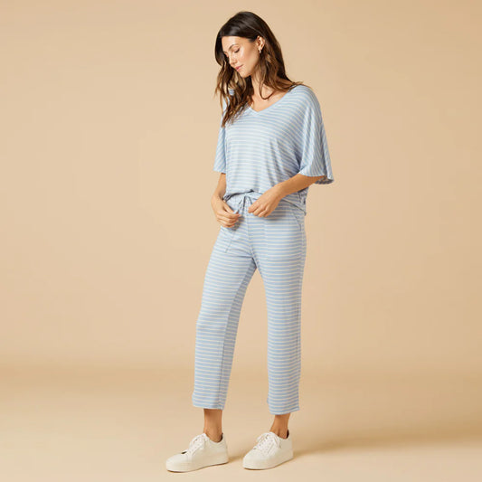 Softies Dream Relaxed V-neck with Capri Lounge Set