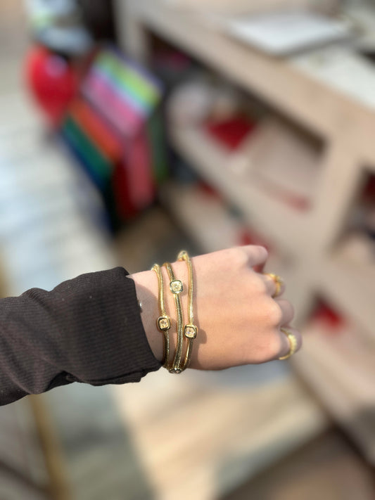 Gold 3 Strand Magnetic Bracelet