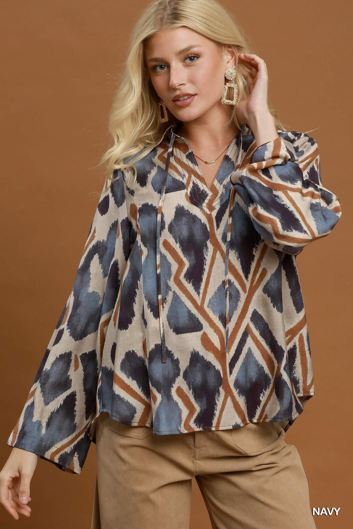 Navy Geo Top
