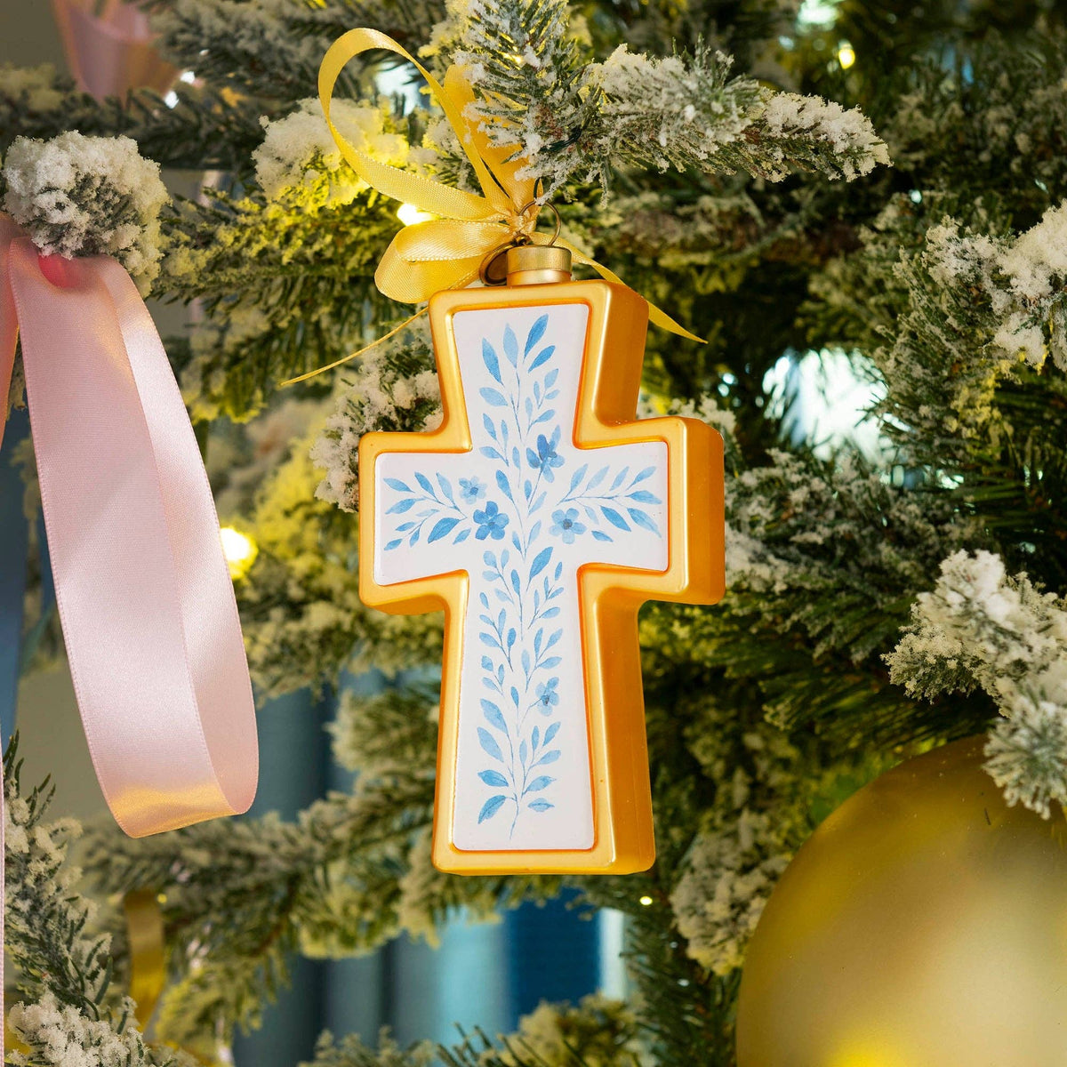 Floral Cross Blown Glass Christmas Ornament – 2026 First Edition #FC2610