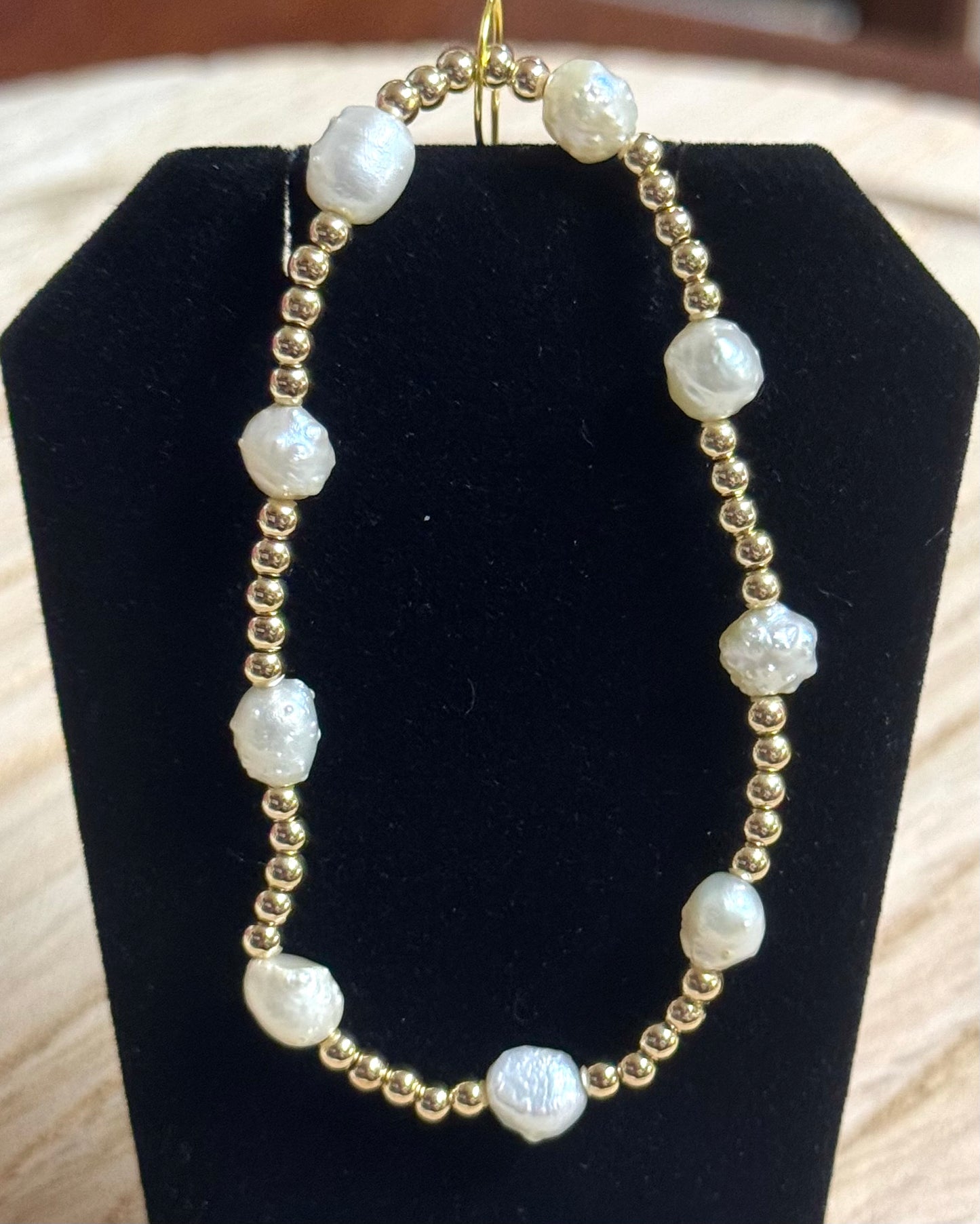 HB Pearl w/Gold Bracelet