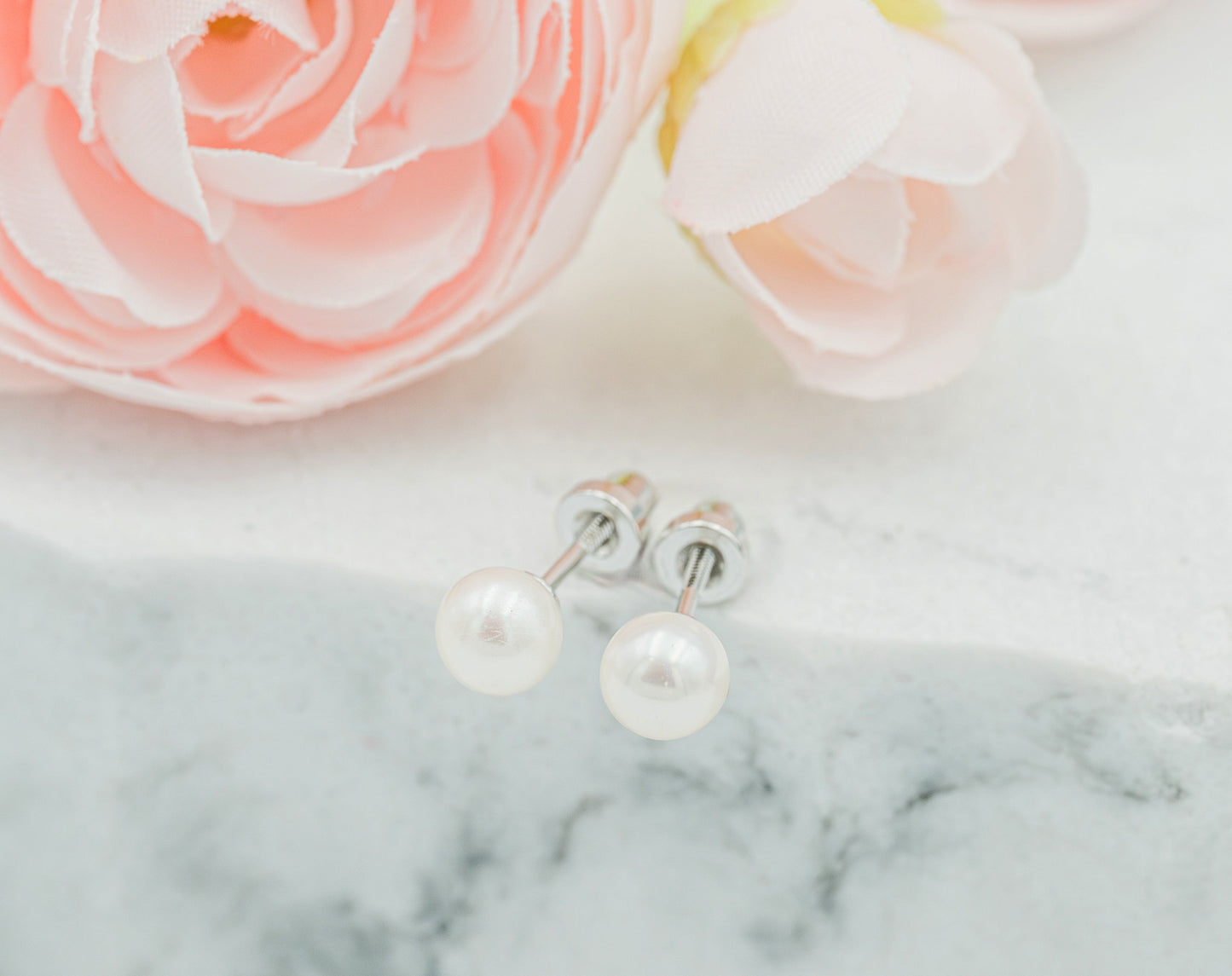 Cherished Moments Pearl ER    #SSE-517-White