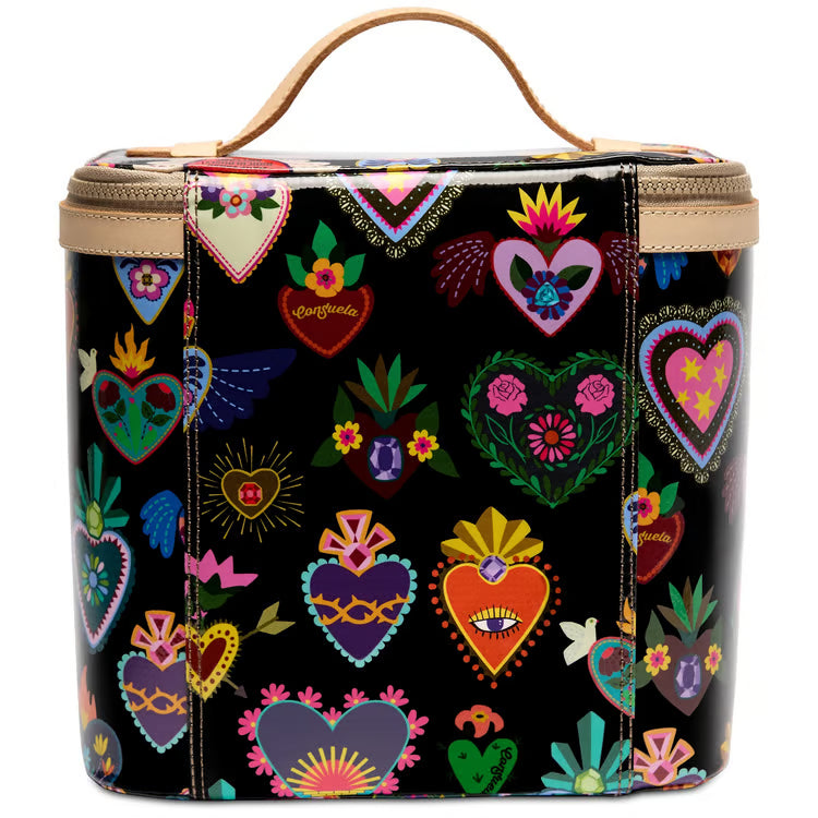 Consuela Slim Train Case, Vida