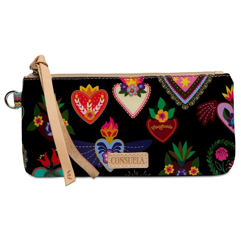 Consuela Pop Pouch, Vida