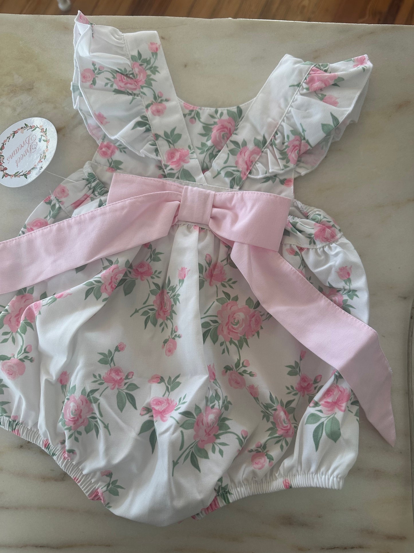 Sweet Dreams Rose Bow Back Bubble